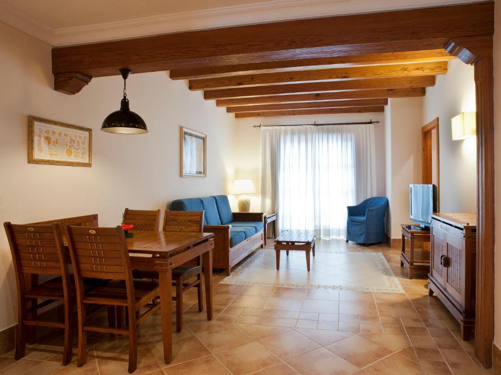 Family Room Annex